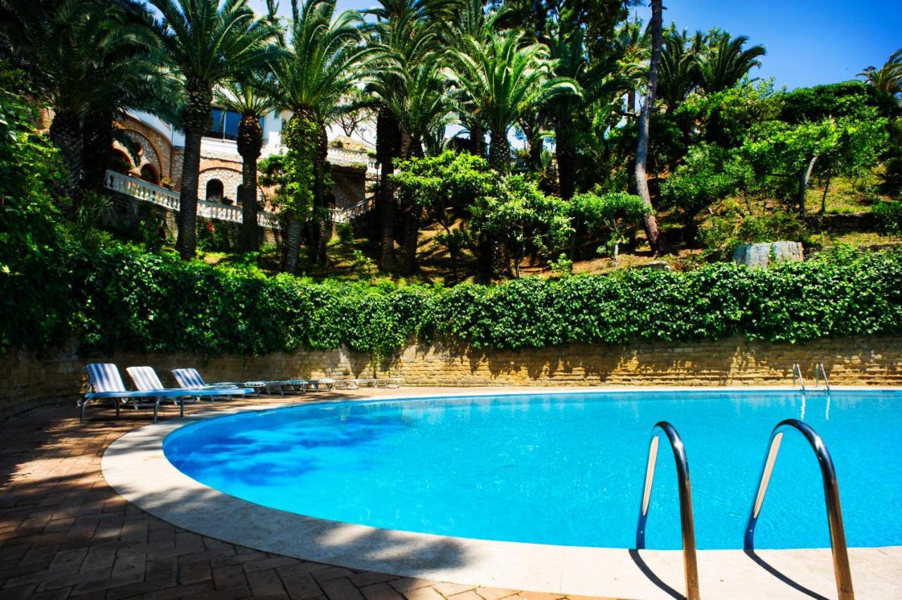 Grande Albergo Miramare Формия Экстерьер фото
